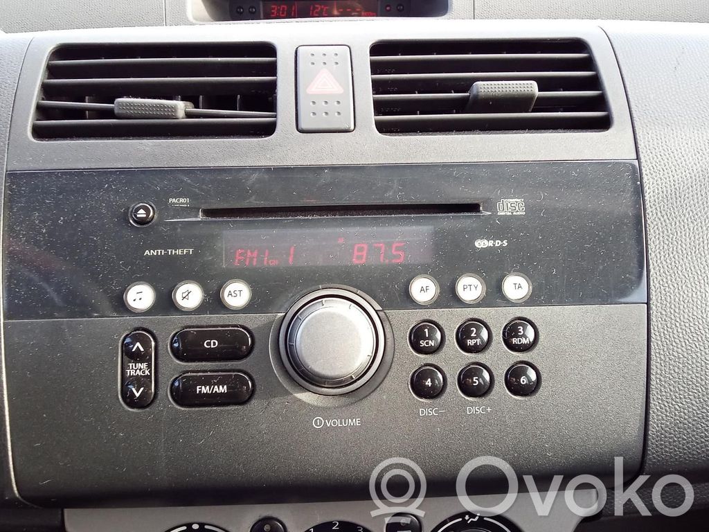 Suzuki SX4 Panel / Radioodtwarzacz CD/DVD/GPS 