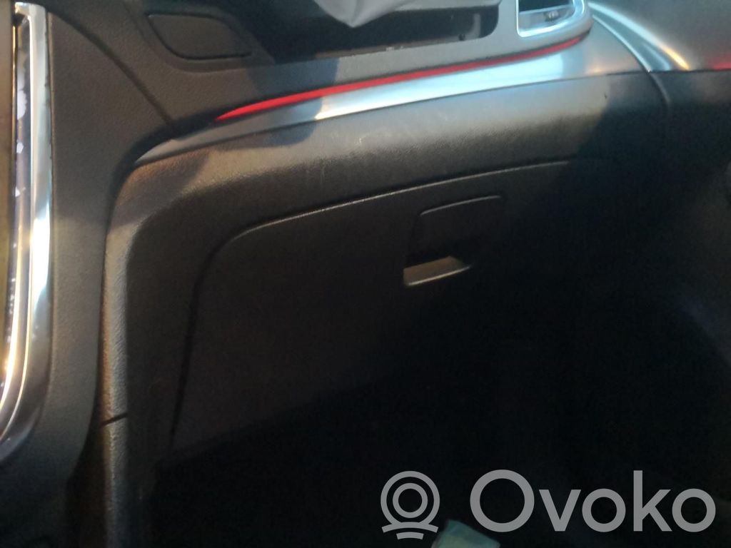 Opel Mokka Daiktadėžės (bordačioko) komplektas 