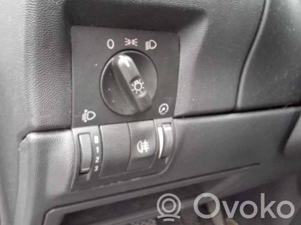 Opel Corsa C Light switch 