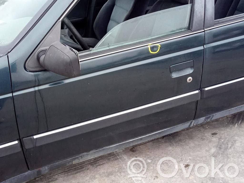 Peugeot 405 Durvis 