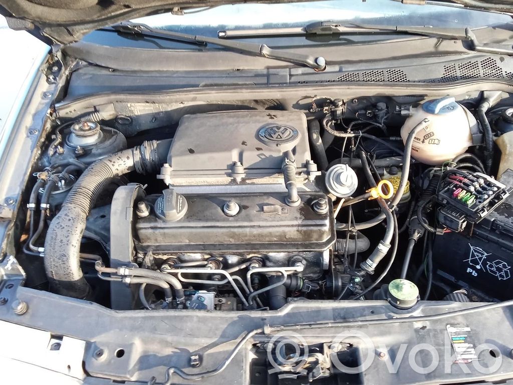 Volkswagen Polo III 6N 6N2 6NF Generatorius 