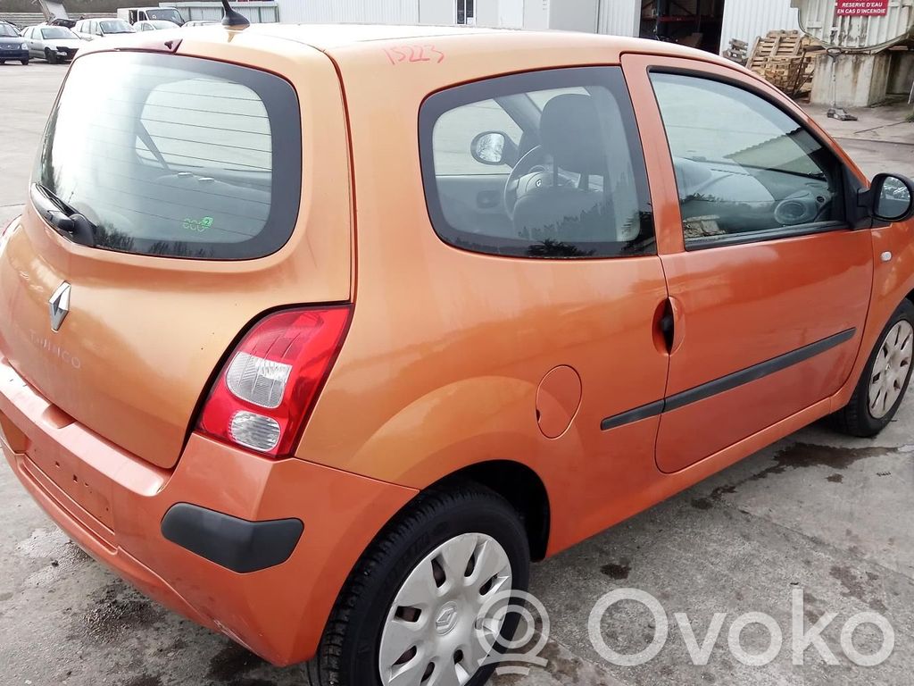 Renault Twingo II Takajousituksen asennussarja 