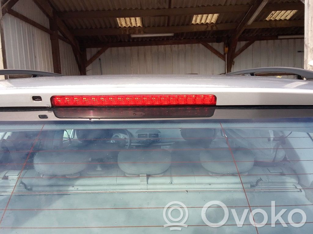 Mercedes-Benz E W211 Luce d’arresto centrale/supplementare 