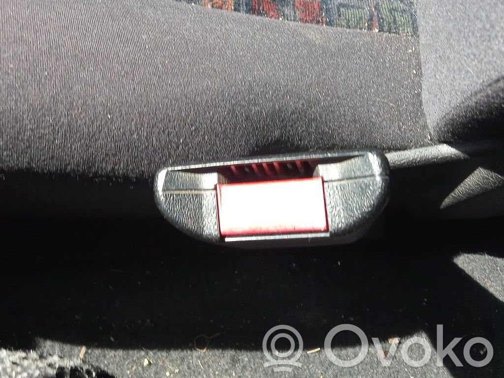 Opel Corsa B Hebilla del cinturón delantero 
