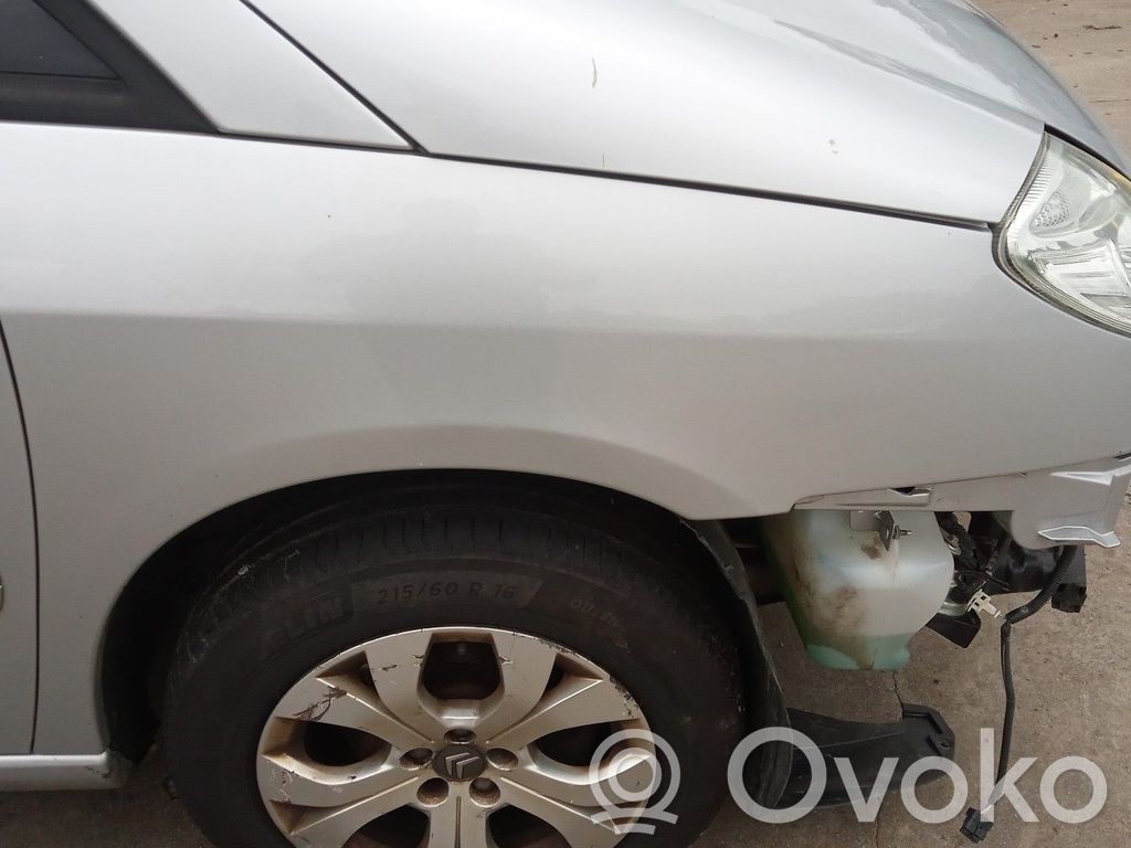 Citroen C8 Sparnas 