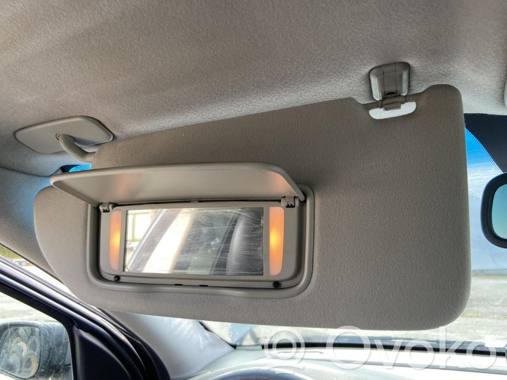 Volvo V70 Visera parasol 