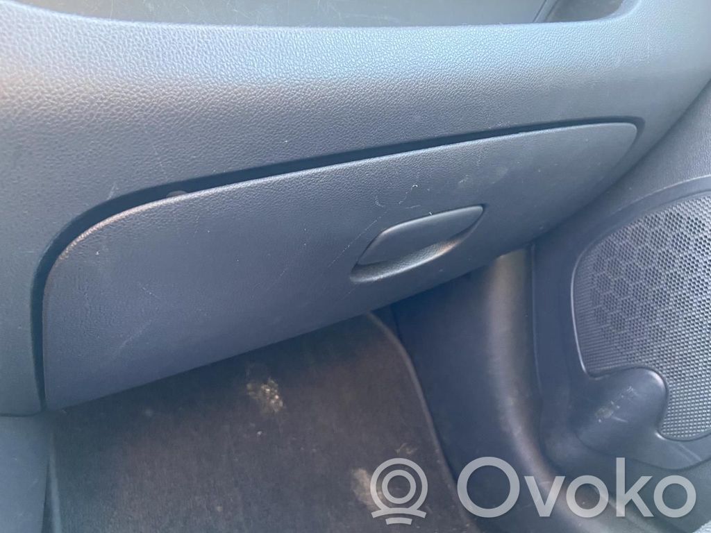 Renault Clio IV Juego guantera 