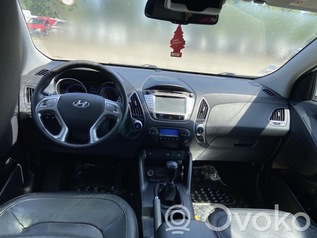 Hyundai ix35 Botón interruptor de luz de peligro 