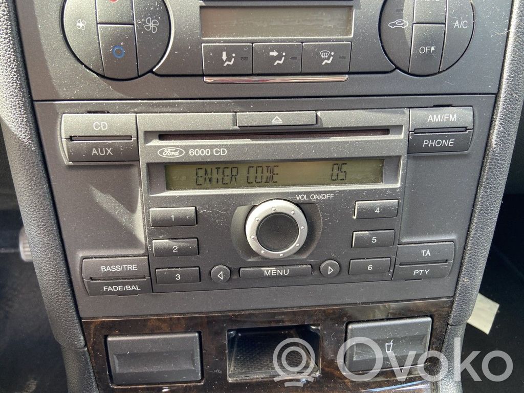 Ford Mondeo Mk III Unità principale autoradio/CD/DVD/GPS 