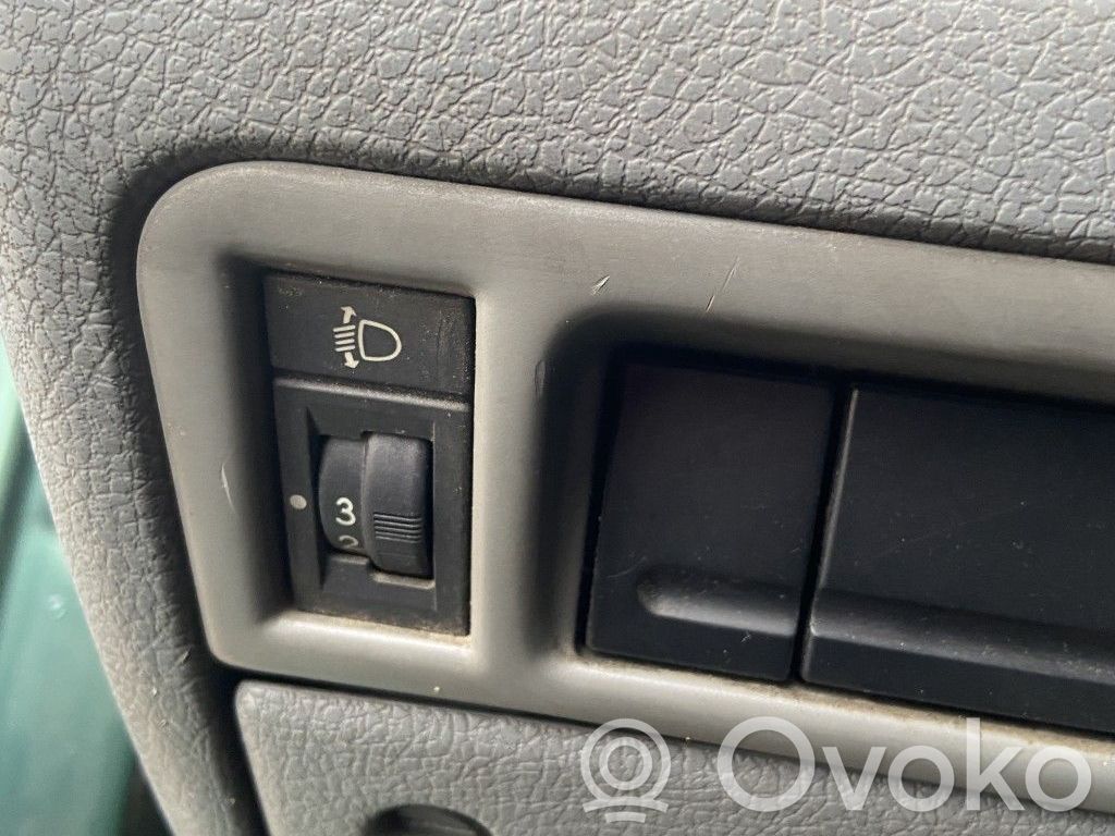 Peugeot 406 Interruptor de luz 