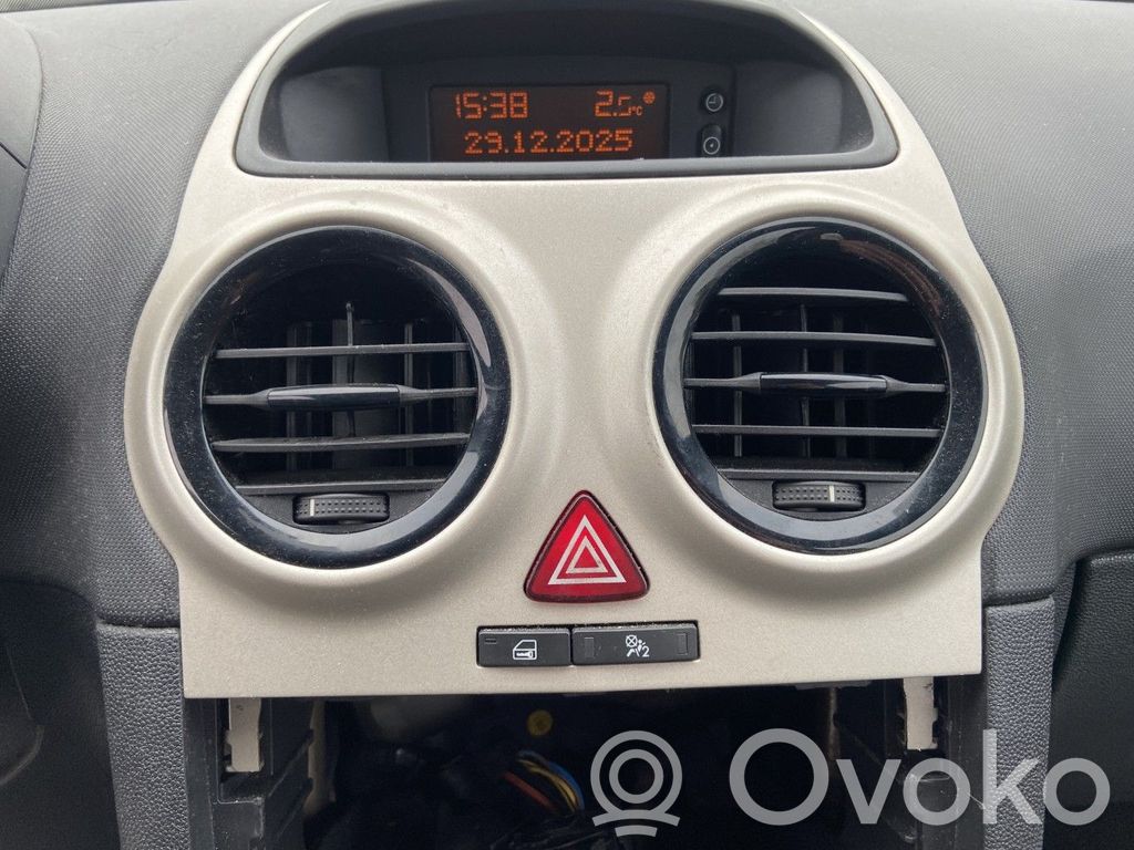 Hazard light switch   13208693
