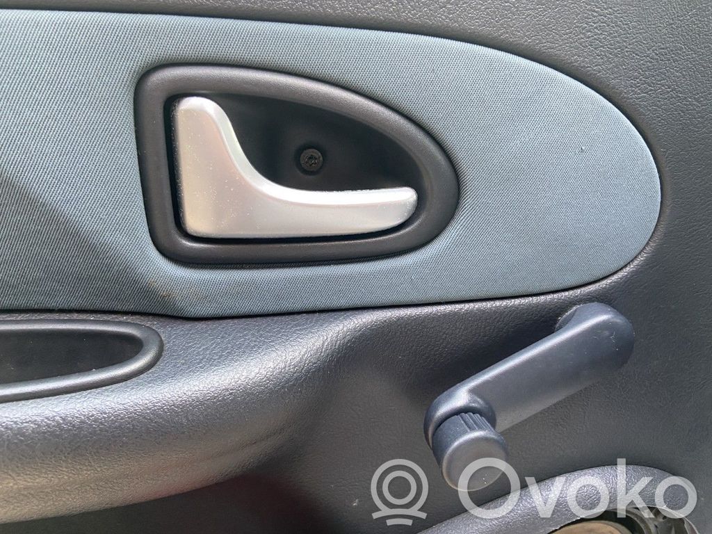 Renault Clio II Manecilla interna puerta trasera 
