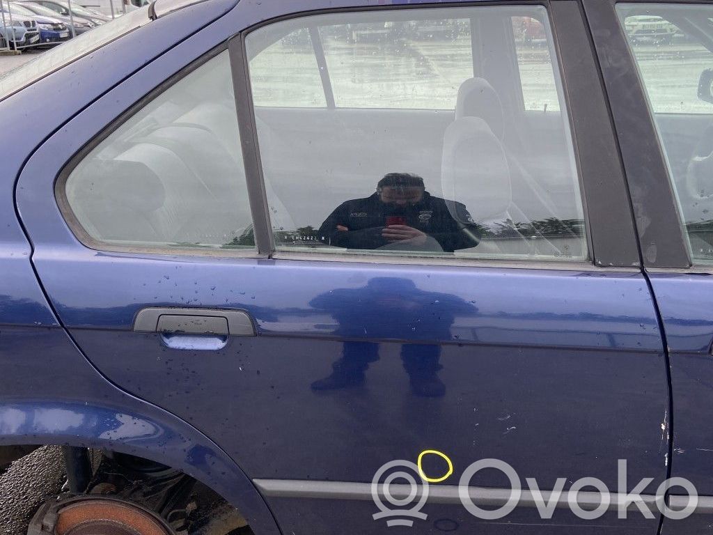 BMW 3 E36 Manecilla externa puerta trasera 