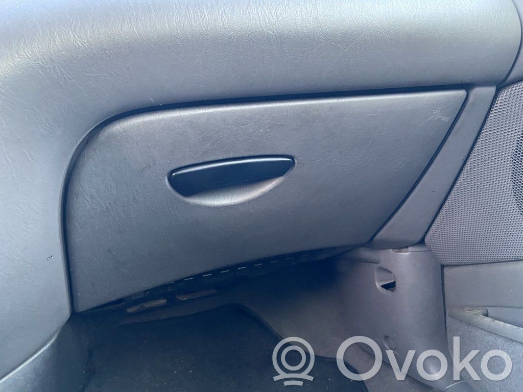 Ford Focus Daiktadėžės (bordačioko) komplektas 