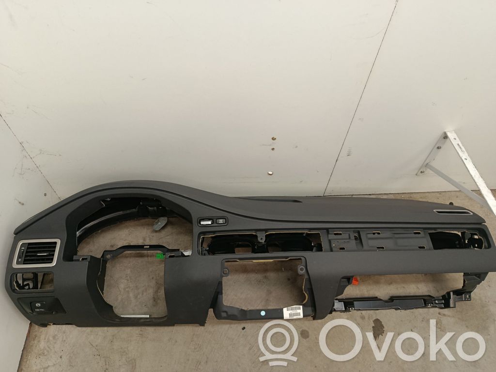 Volvo S80 Dashboard 