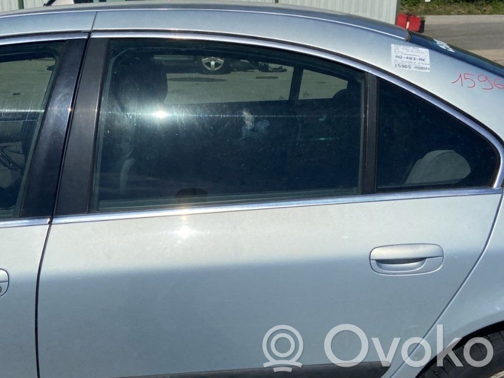 Peugeot 607 Ventanilla de ventilación de la puerta trasera 