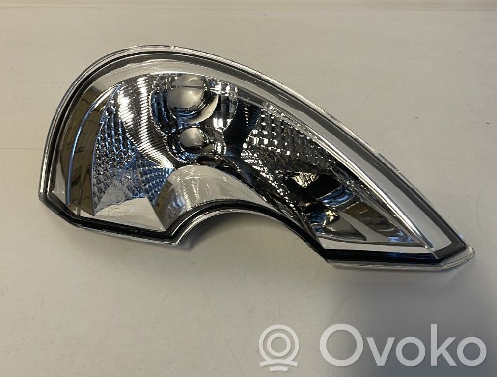 Renault Modus Front fender indicator light 