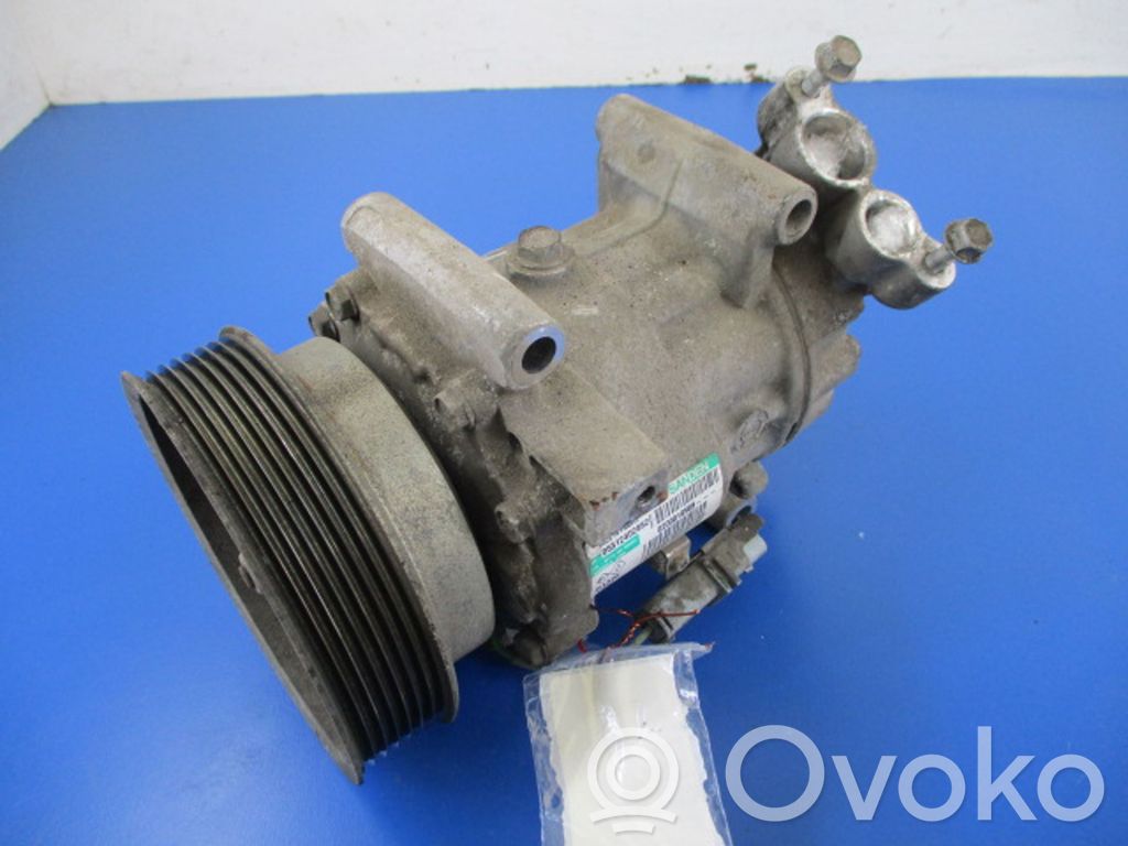 Renault Twingo II Compressore aria condizionata (A/C) (pompa)