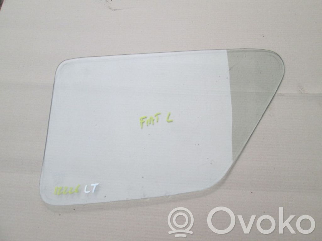 Fiat 126 Geam lateral spate