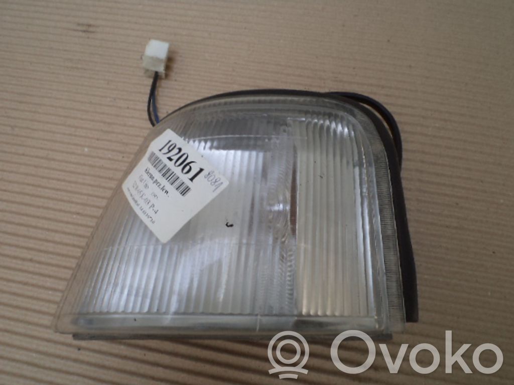 Fiat Uno Semnalizator față 