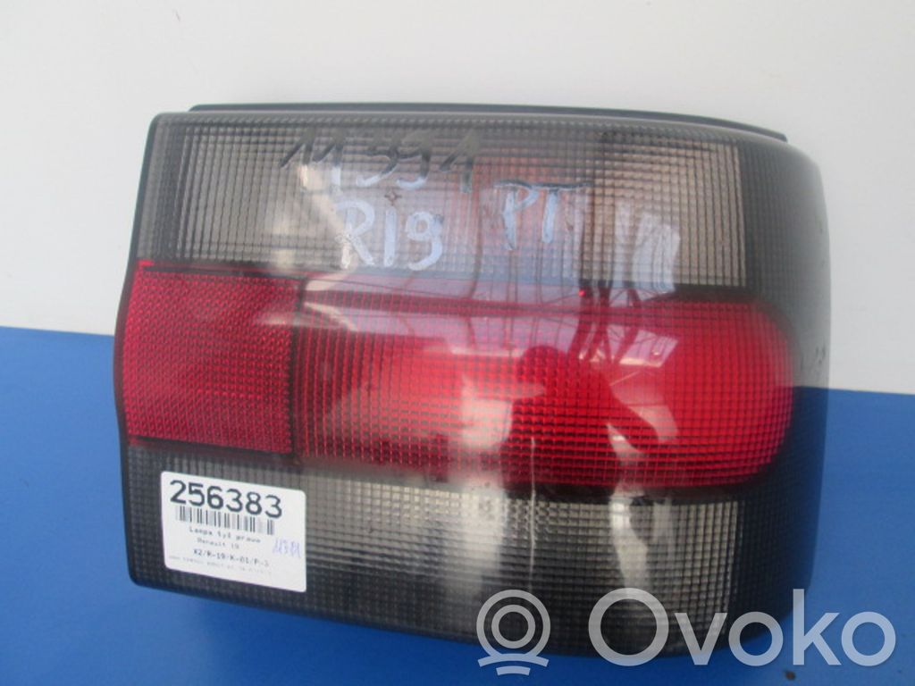 Renault 19 Luci posteriori 