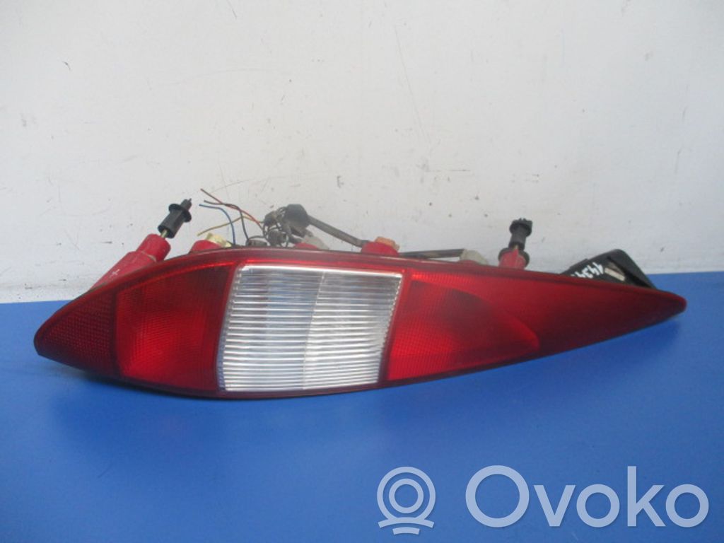 Ford Mondeo Mk III Luci posteriori