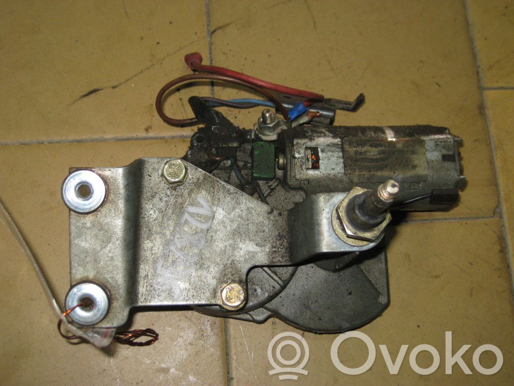 Motor ștergător lunetă