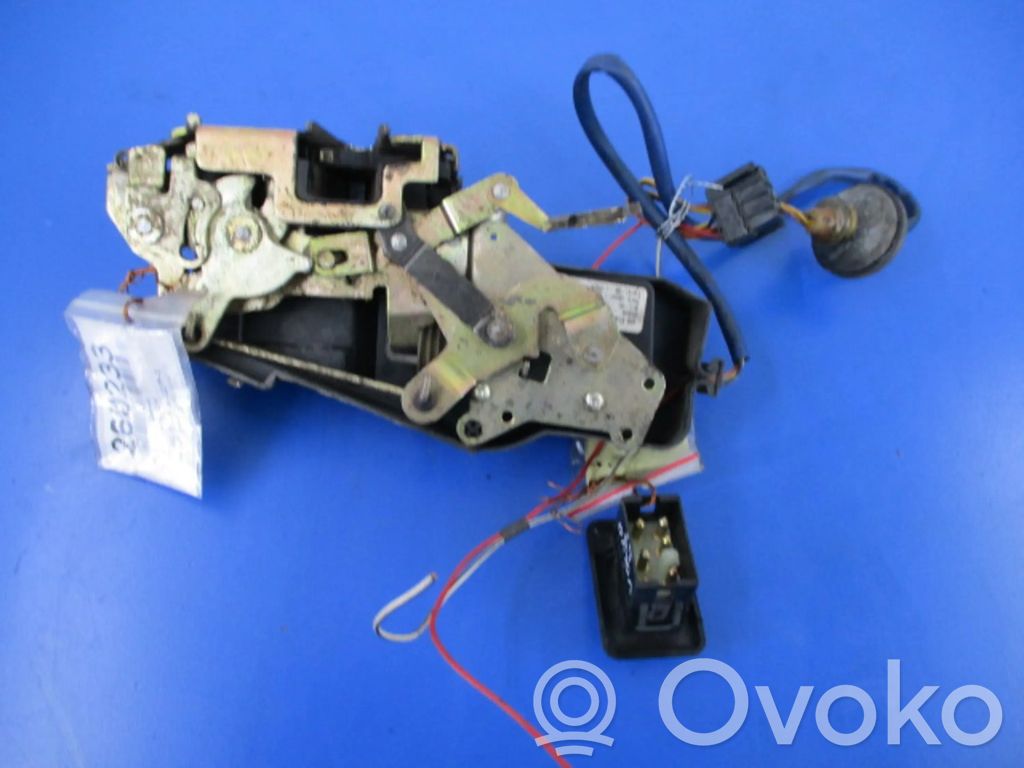 Volvo 850 Cerradura de puerta trasera 