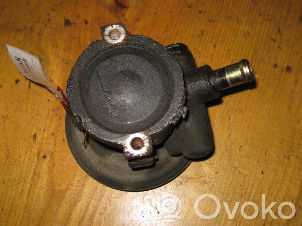 Ohjaustehostimen pumppu