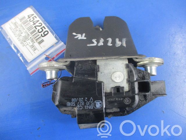 Skoda Fabia Mk2 (5J) Serrure de loquet coffre
