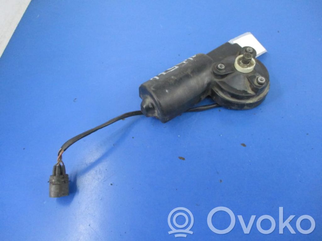 BMW 5 E34 Tiranti e motorino del tergicristallo anteriore 