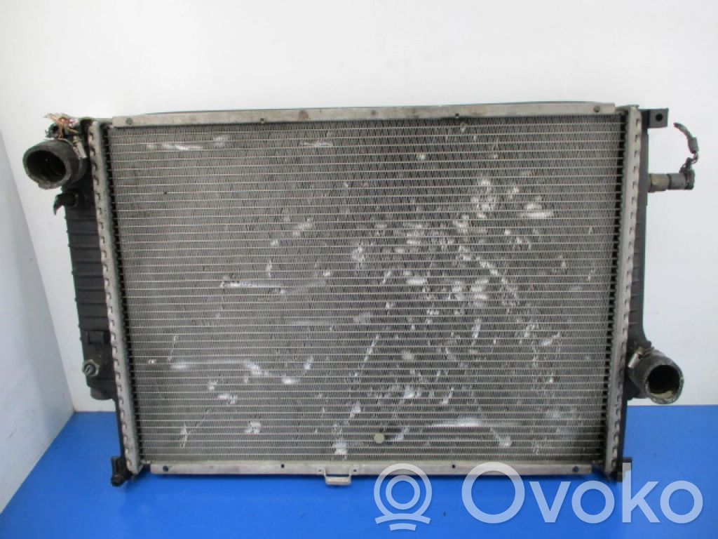 BMW 7 E32 Coolant radiator 