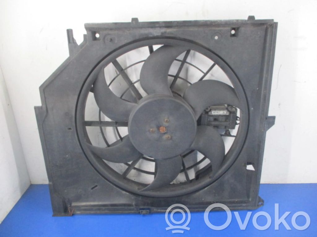 BMW 3 E46 Elektrisks radiatoru ventilators 