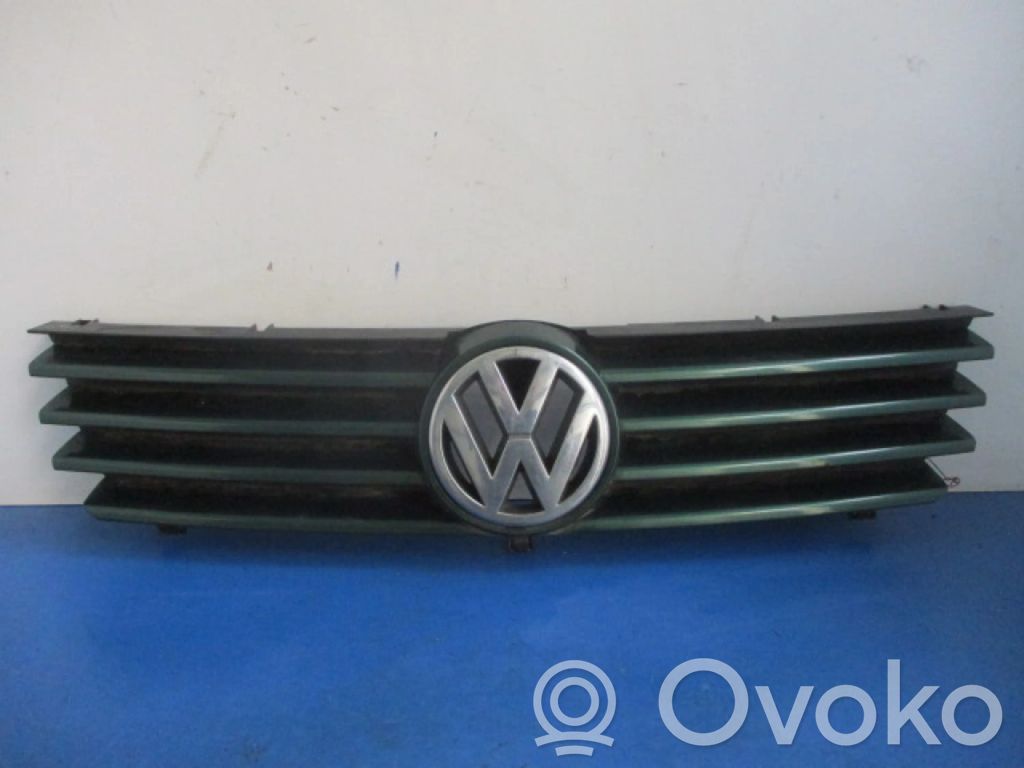 Volkswagen Polo III 6N 6N2 6NF Atrapa chłodnicy / Grill 