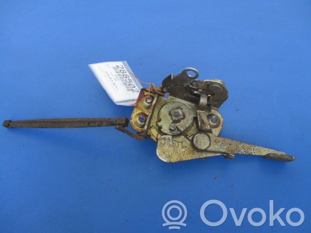 Cerradura de puerta delantera