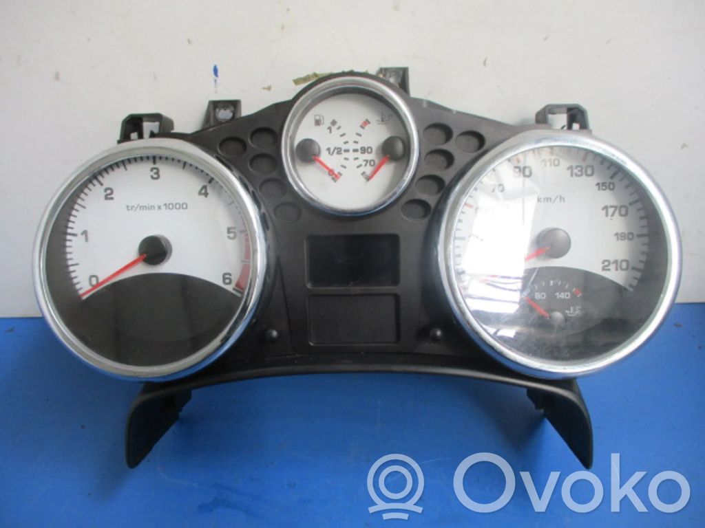 Peugeot 207 CC Vitezometru (grup de instrumente) 