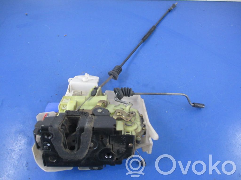 Volkswagen Polo Încuietoare ușă față 