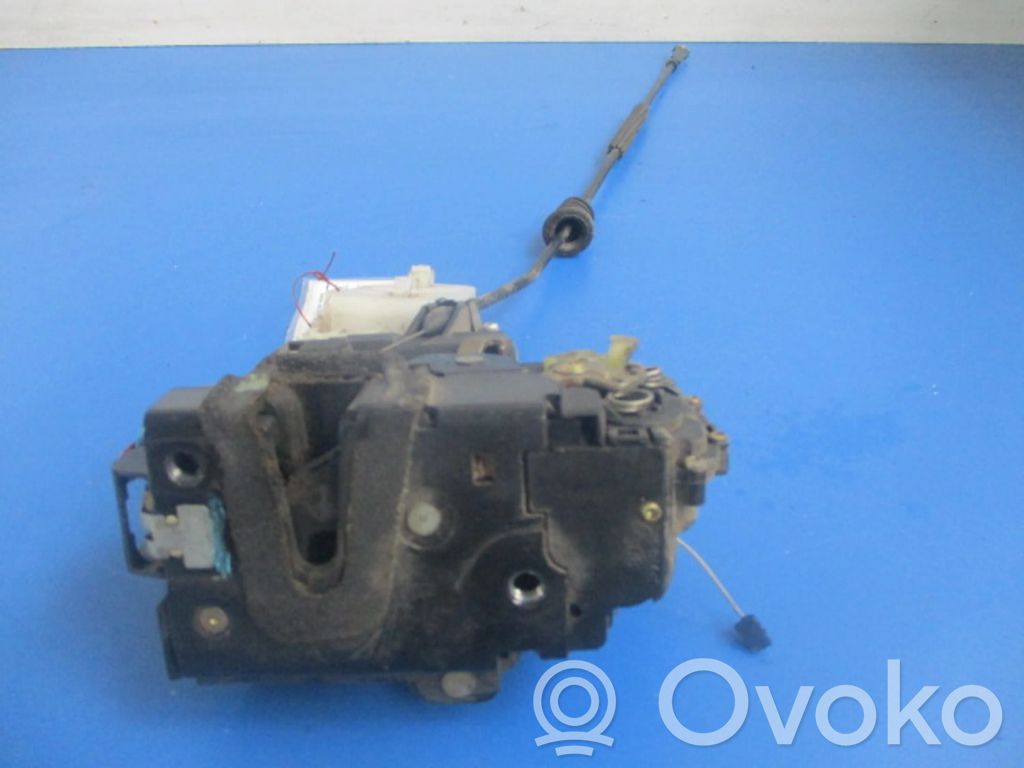Volkswagen Polo Încuietoare ușă față 