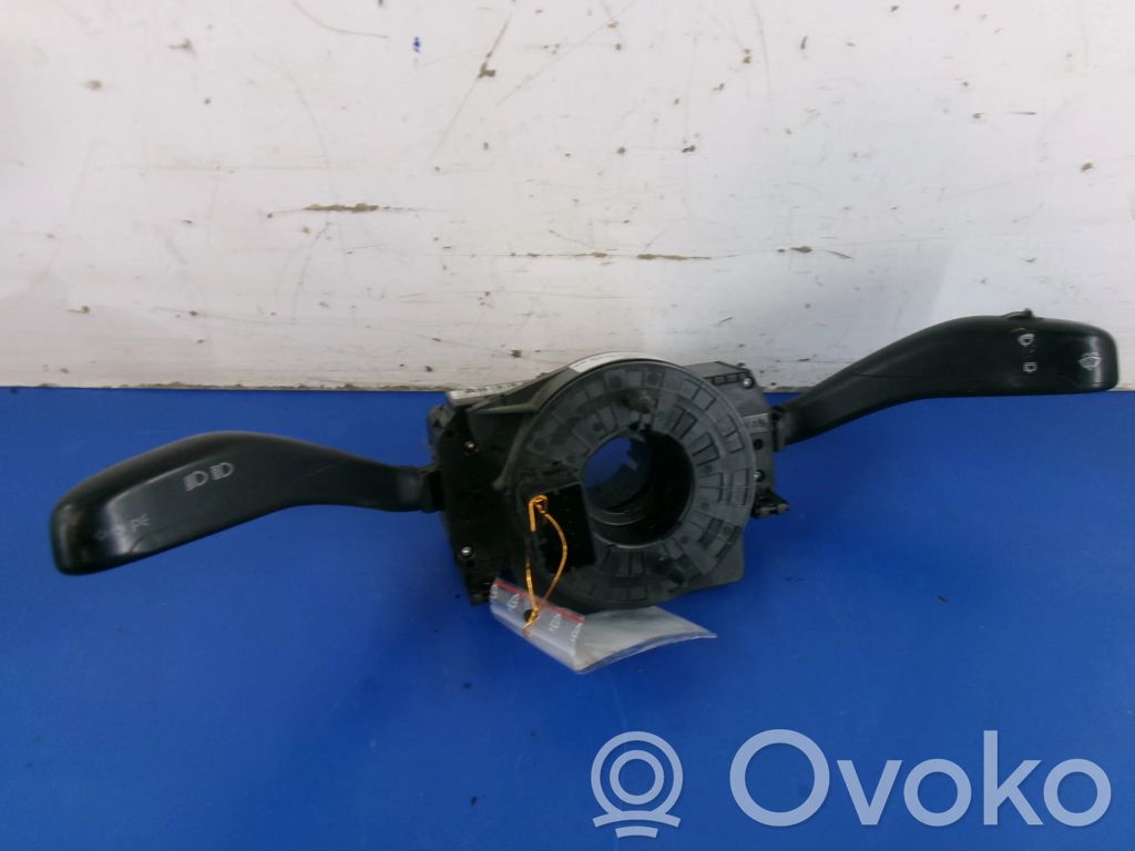 Volkswagen Polo IV 9N3 Autres commutateurs / boutons / leviers 