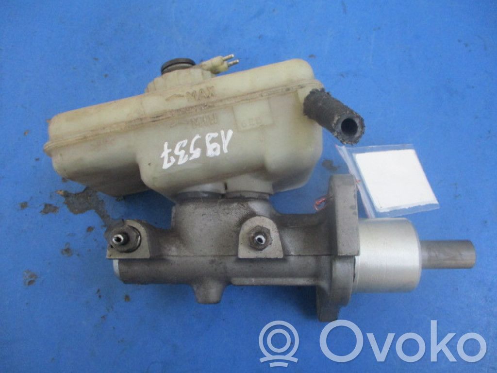 Master brake cylinder