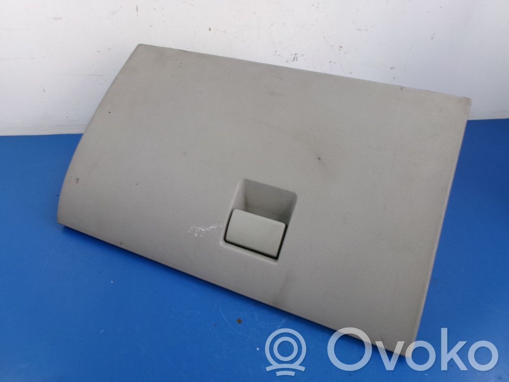 Ford Mondeo Mk III Schowek deski rozdzielczej 