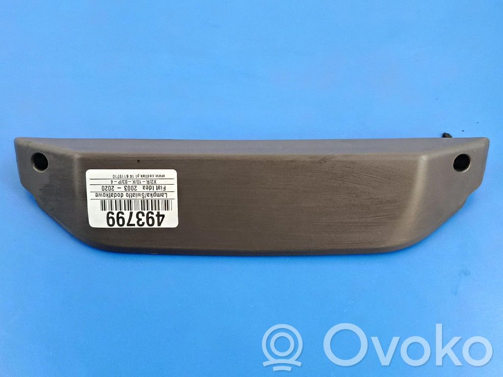 Fiat Idea Wewnętrzna lampka bagażnika 