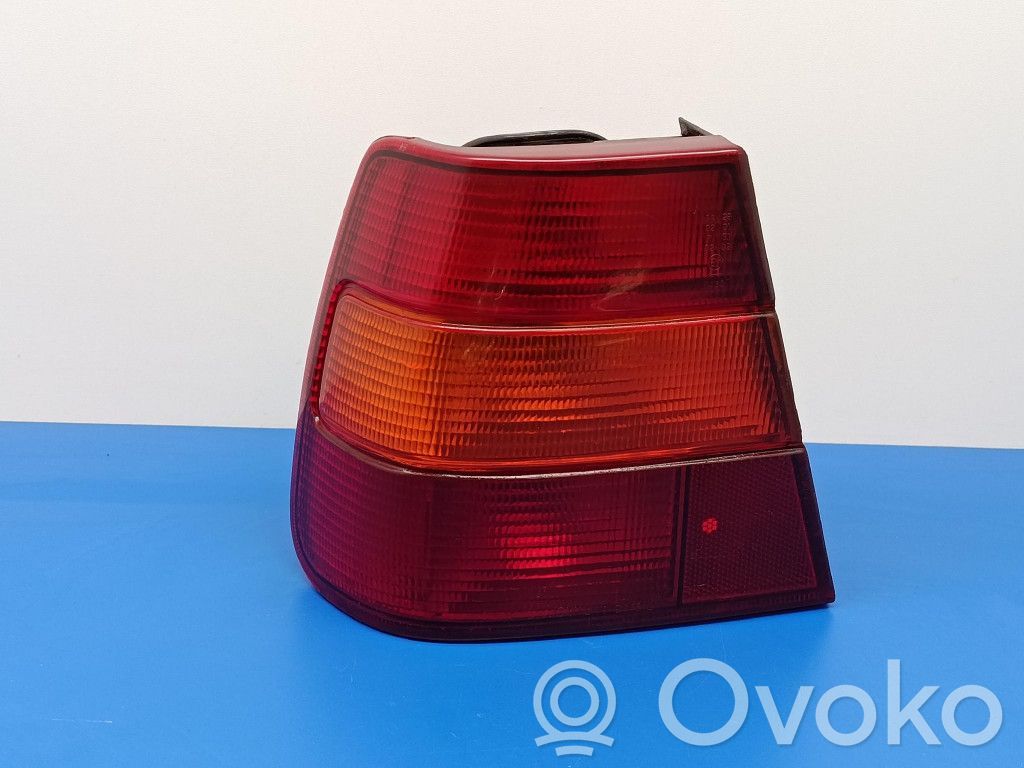 Volvo 940 Feux arrière / postérieurs 