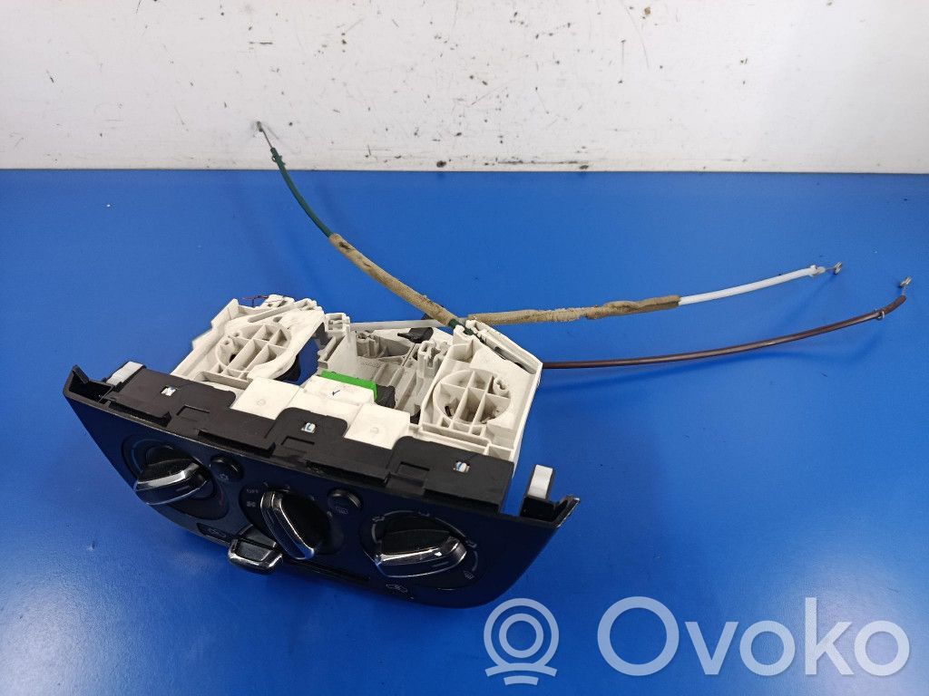 Mitsubishi Space Star Climate control unit 