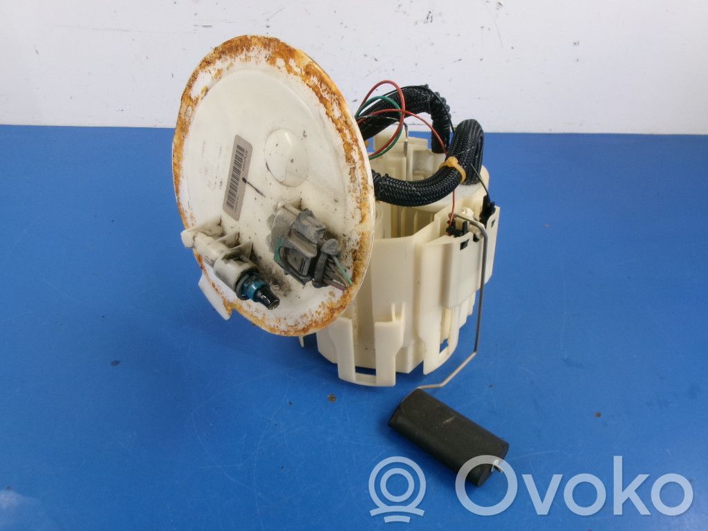 Opel Astra H Bomba interna de combustible 