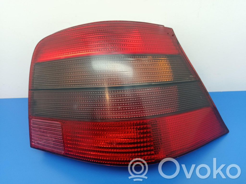 Volkswagen Golf IV Luci posteriori