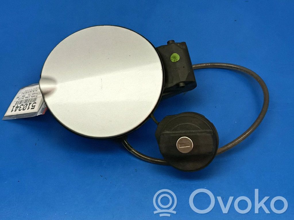 Volkswagen Fox Polttoainesäiliön korkki 
