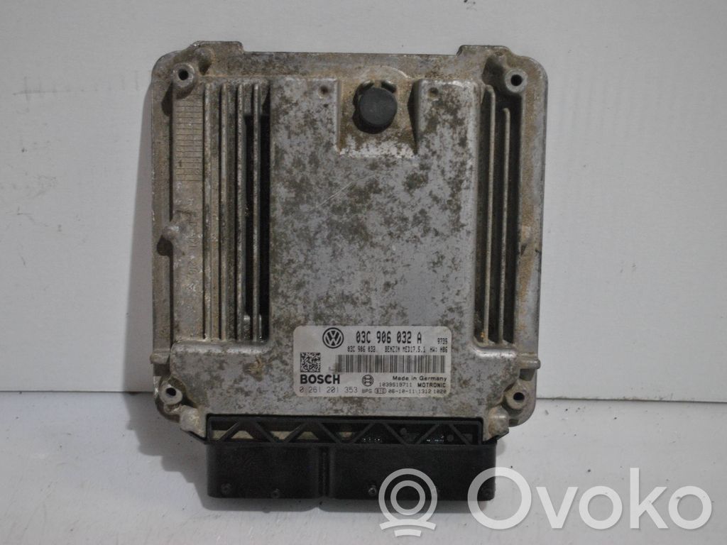 Engine control unit/module   03C906032A,0261201353,03C906032