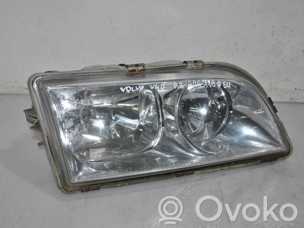 Volvo S40, V40 Priekšējais lukturis 