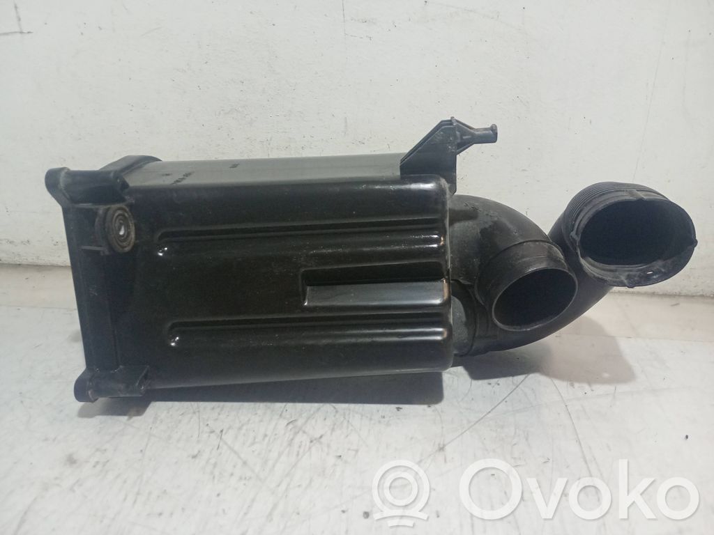 Audi A2 Air filter box 
